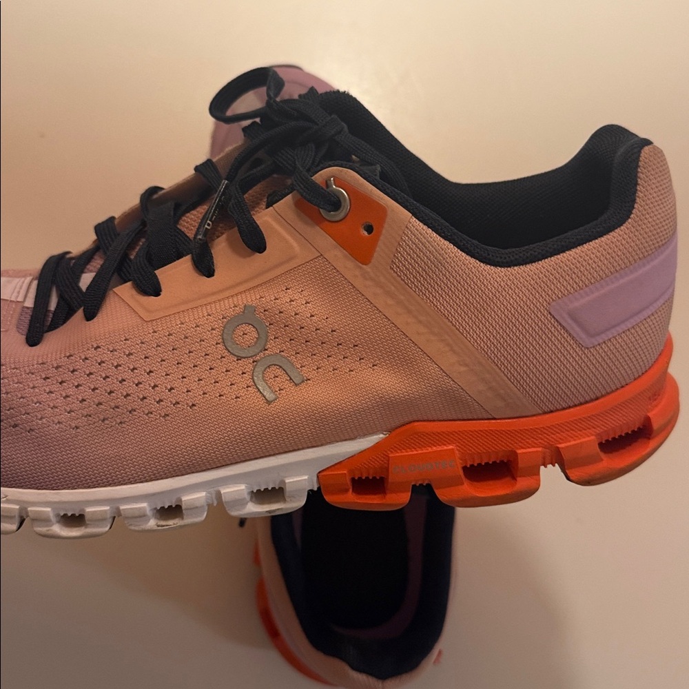 On Running Cloudflow Running Athletic Shoe Sneaker